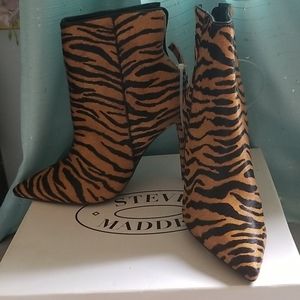 Pony hair zebra print booties